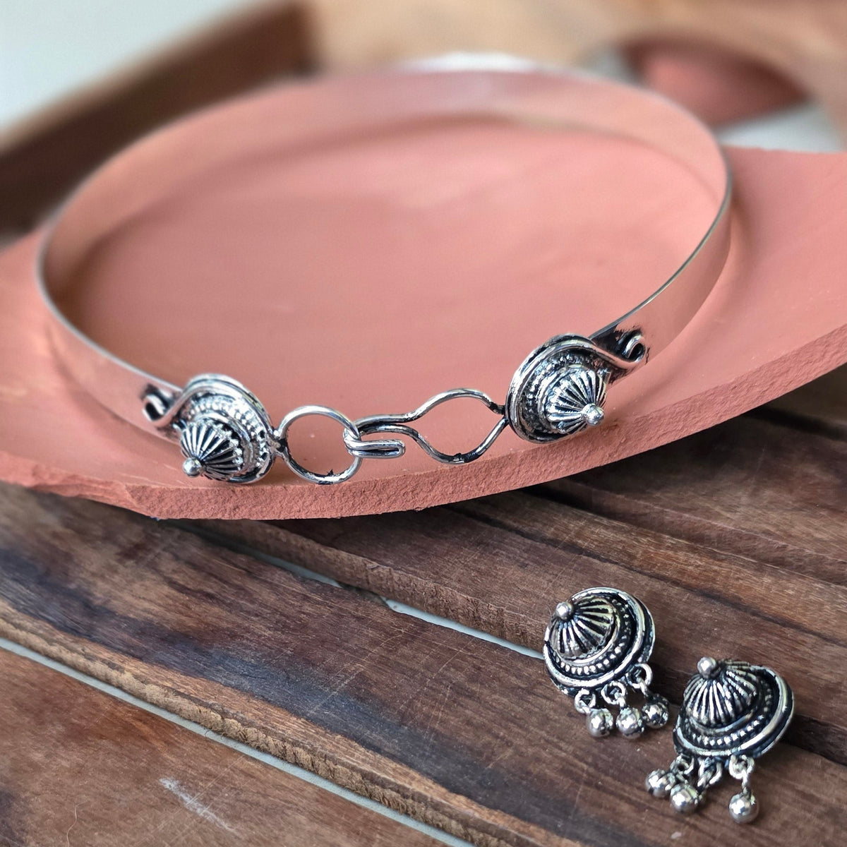 Oxidised Chitang Choker