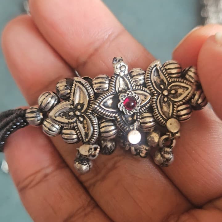 Rajata Belpaan Mangalsutra