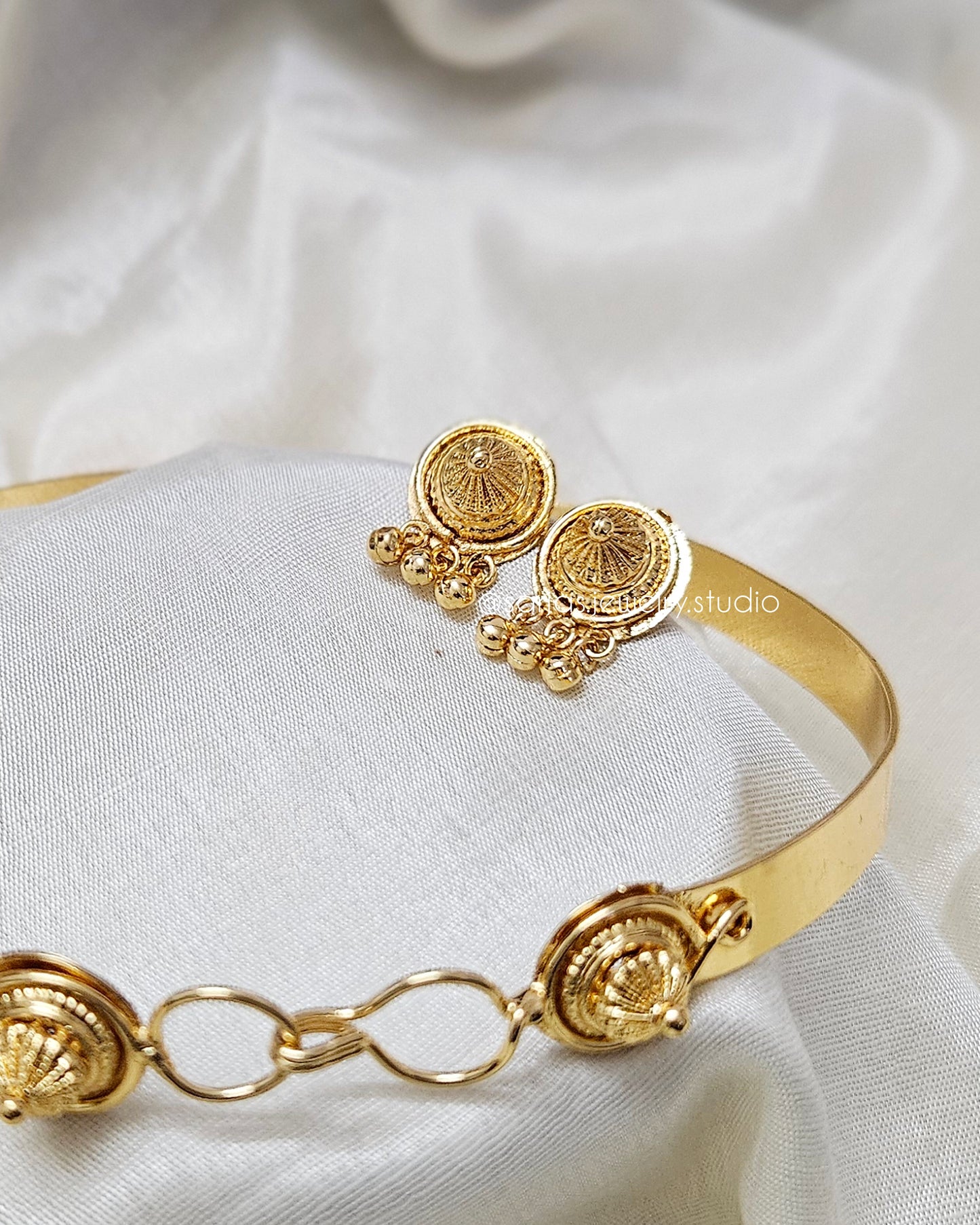 Traditional Chitang Choker