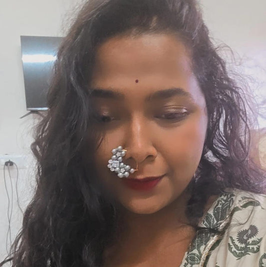 how greypearl nath looks when worn
