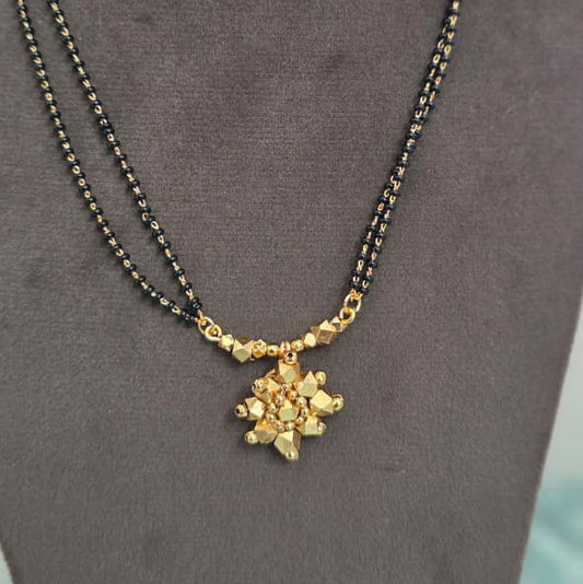 Ashtapailu Mangalsutra