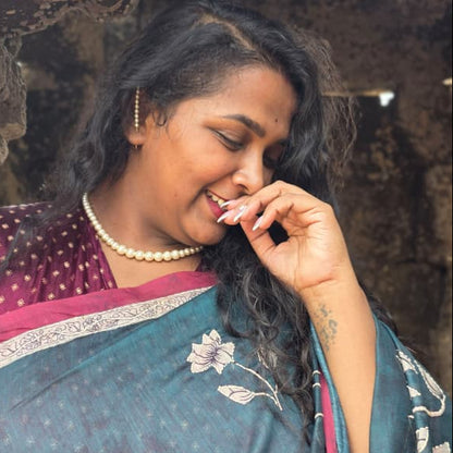 Sakhi Earpins